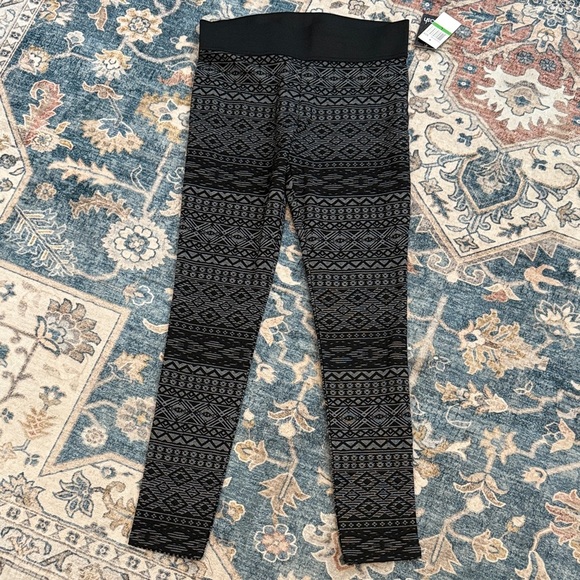 Stoosh Women’s Large Black White Patterned Leggings - Picture 1 of 9